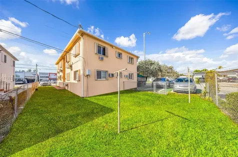 955 W 23rd Street Hialeah FL 33010