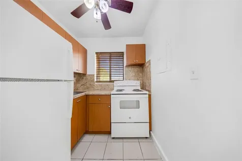 955 W 23rd Street Hialeah FL 33010