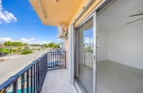955 W 23rd Street Hialeah FL 33010