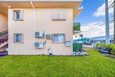 955 W 23rd Street Hialeah FL 33010