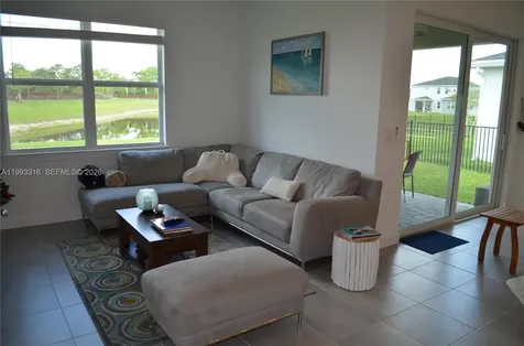 6448 NW Cloverdale Avenue Port St. Lucie FL 34987