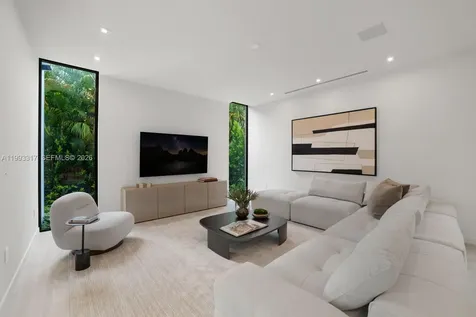 4095 Hardie Avenue Miami FL 33133