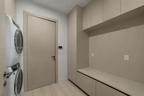 4095 Hardie Avenue Miami FL 33133