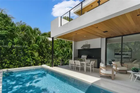 4095 Hardie Avenue Miami FL 33133