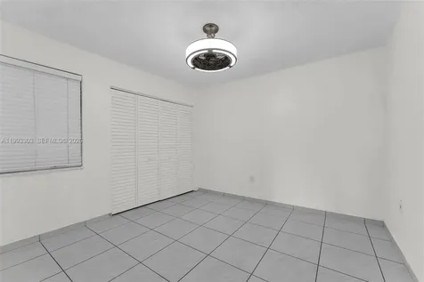 1800 SW 25th Street Miami FL 33133