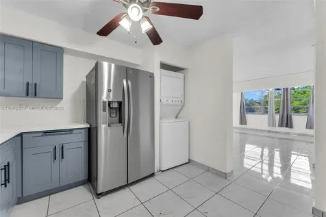 1800 SW 25th Street Miami FL 33133