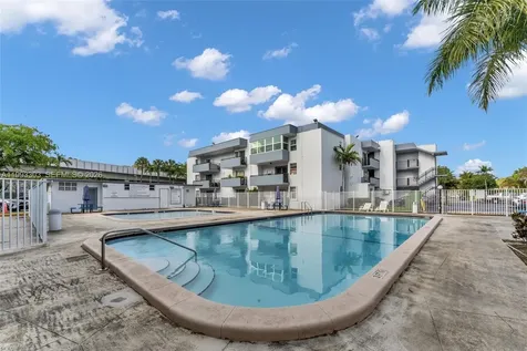 1800 SW 25th Street Miami FL 33133
