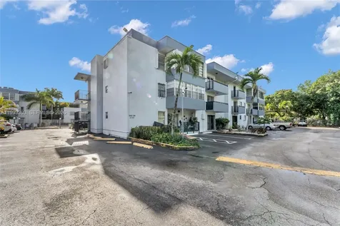 1800 SW 25th Street Miami FL 33133