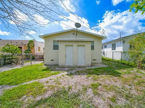 1887 NW 48th Street Miami FL 33142