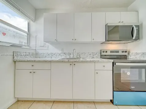 1887 NW 48th Street Miami FL 33142