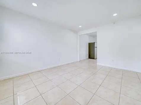 1887 NW 48th Street Miami FL 33142