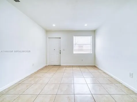 1887 NW 48th Street Miami FL 33142