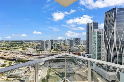 851 NE 1st Avenue Miami FL 33132