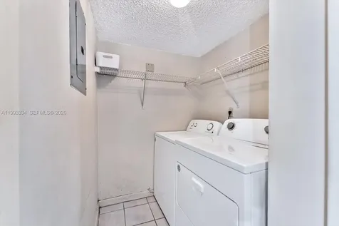 7801 W 29th Way Miami Beach FL 33018