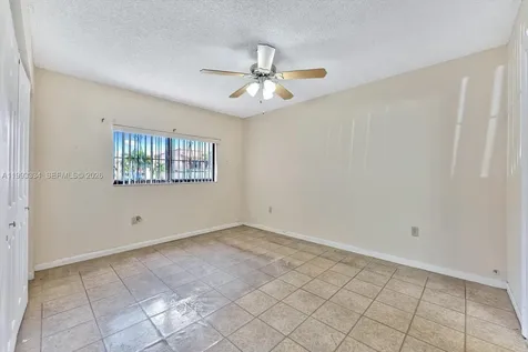 7801 W 29th Way Miami Beach FL 33018
