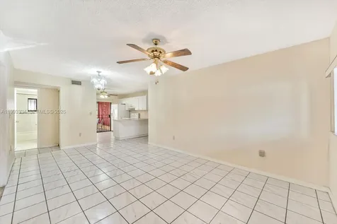 7801 W 29th Way Miami Beach FL 33018