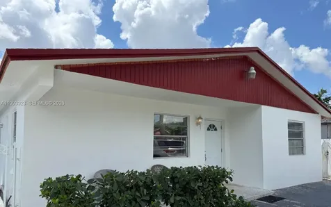 3066 NW 28th Street Miami FL 33142