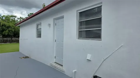 3066 NW 28th Street Miami FL 33142