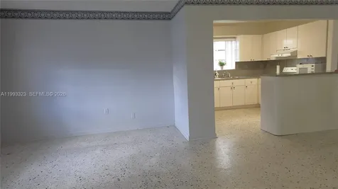 3066 NW 28th Street Miami FL 33142