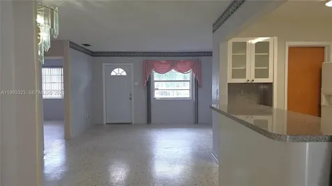 3066 NW 28th Street Miami FL 33142
