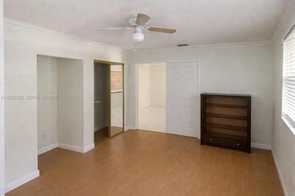 5644 Pierce Street Hollywood FL 33021