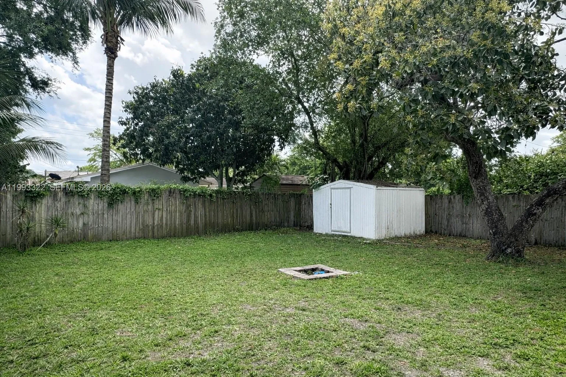 5644 Pierce Street Hollywood FL 33021