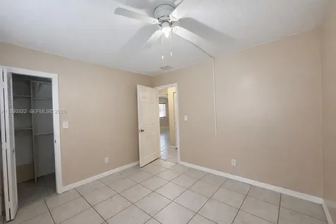 5644 Pierce Street Hollywood FL 33021