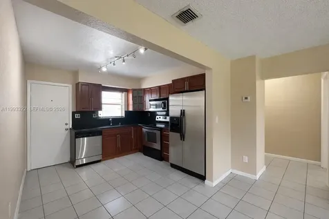 5644 Pierce Street Hollywood FL 33021