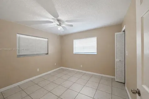 5644 Pierce Street Hollywood FL 33021