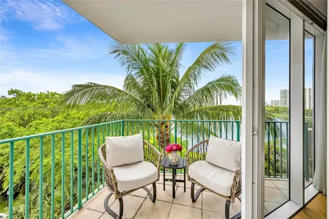 20000 E Country Club Drive Aventura FL 33180