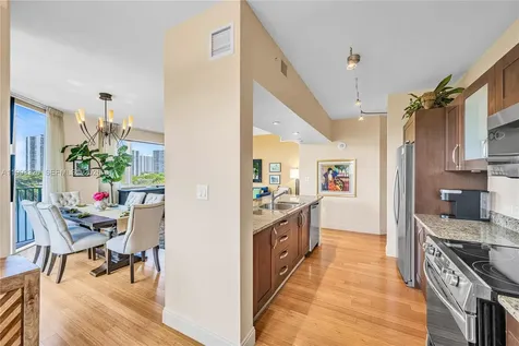 20000 E Country Club Drive Aventura FL 33180