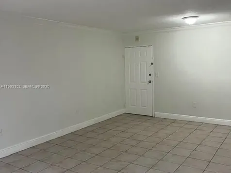 9453 SW 76th Street Miami FL 33173