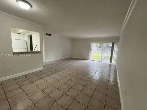 9453 SW 76th Street Miami FL 33173