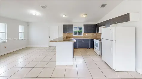 1616 NW 7th Place Florida City FL 33034
