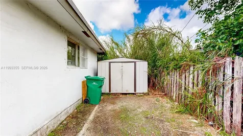 1616 NW 7th Place Florida City FL 33034