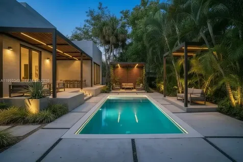 680 NW 33rd Street Oakland Park FL 33309