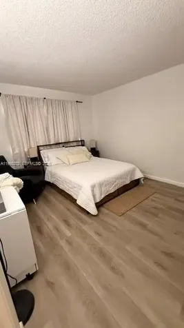 231 Lakeview Drive Weston FL 33326
