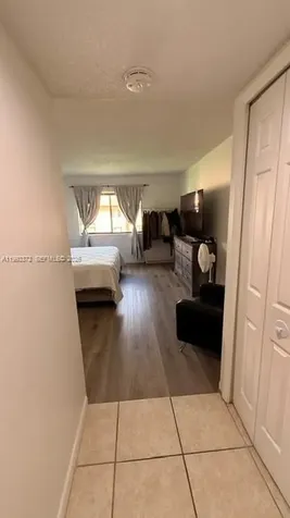 231 Lakeview Drive Weston FL 33326