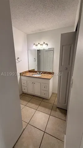 231 Lakeview Drive Weston FL 33326