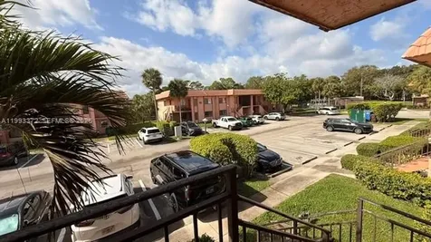 231 Lakeview Drive Weston FL 33326