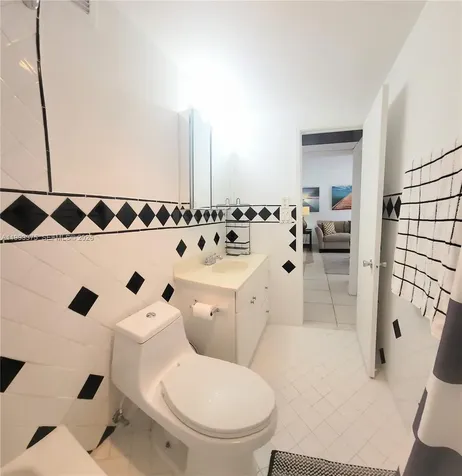 400 S Kings Point Drive Sunny Isles Beach FL 33160