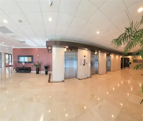 400 S Kings Point Drive Sunny Isles Beach FL 33160