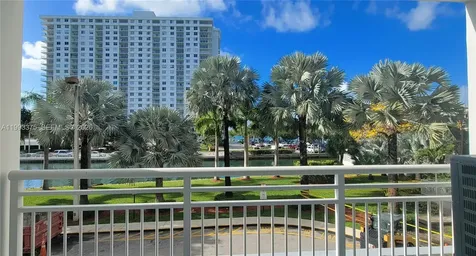 400 S Kings Point Drive Sunny Isles Beach FL 33160