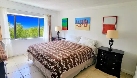 400 S Kings Point Drive Sunny Isles Beach FL 33160