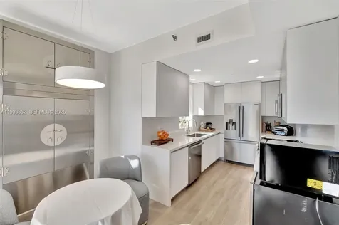 19136 Fisher Island Drive Miami Beach FL 33109