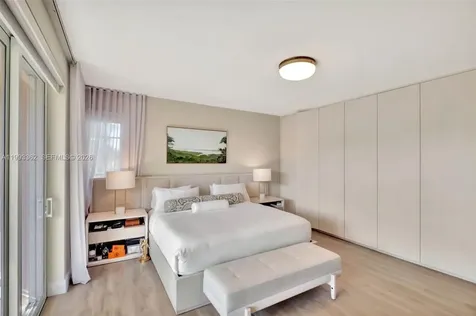 19136 Fisher Island Drive Miami Beach FL 33109
