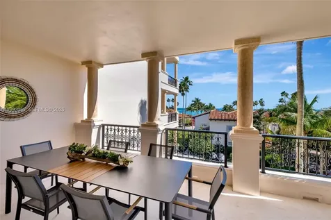 19136 Fisher Island Drive Miami Beach FL 33109