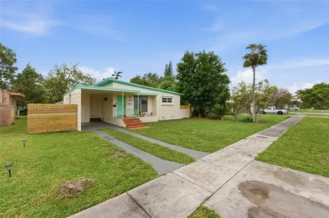 1620 NE 160th Street North Miami Beach FL 33162