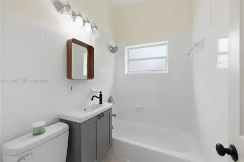1620 NE 160th Street North Miami Beach FL 33162