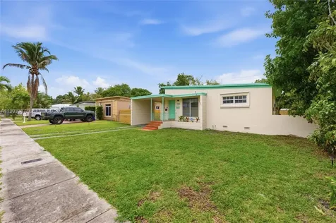 1620 NE 160th Street North Miami Beach FL 33162